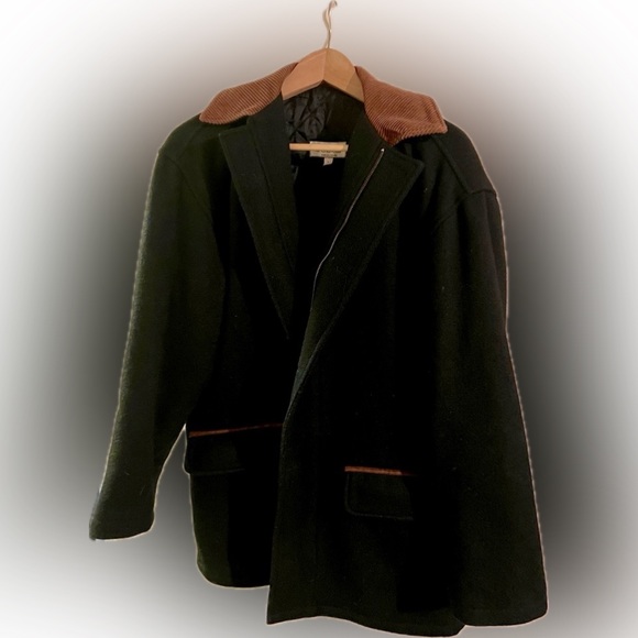 🇨🇦Le Chateau Fall/Winter Men’s Coat size Small. Made in Canada 🇨🇦 - Picture 3 of 8